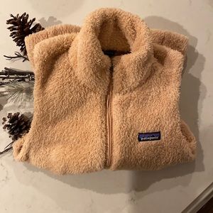Women’s Patagonia Teddy Vest - Size Small